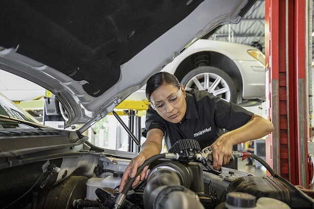 Oil Change service in - Indianapolis, IN